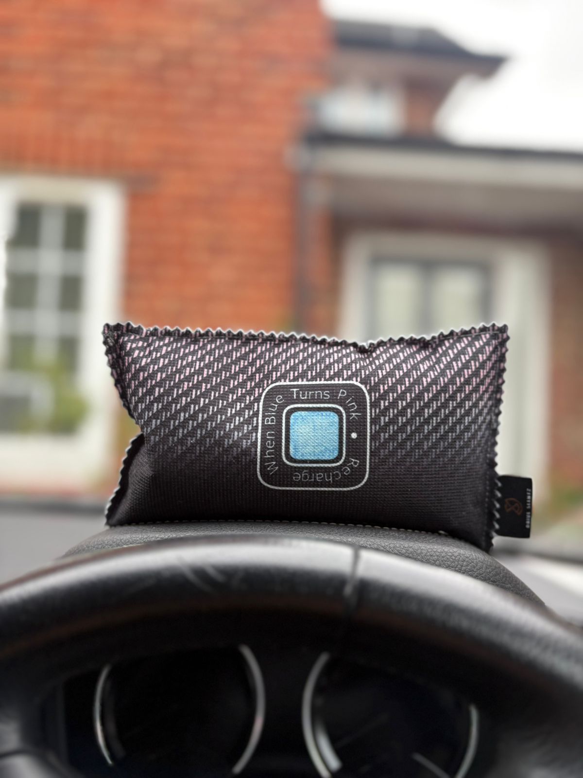 Reusable Car & Home Dehumidifier Bag – 300g Moisture Absorber with Colour Indicator